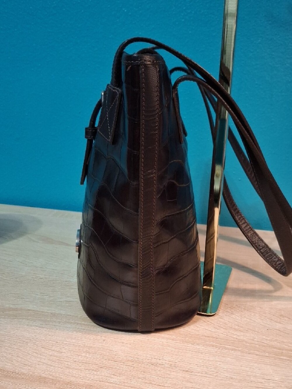 Dooney & Bourke North/South Dark Espressp Croc-Embossed Leather Tote Vintage - Picture 4 of 9